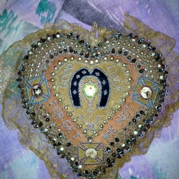 Very old pin cushion - Sewing