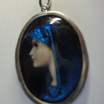 Limoges silver enameled Madonna oval pendant  - Fine Jewelry