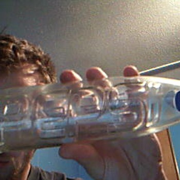 old pepsi bottle and i dont know how old it is can someone help?
