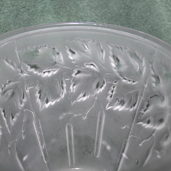 Unknown Flower pot and Lalique items - Art Glass
