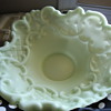 A beautiful dish but I've no idea of the manufacturer or date!!!!