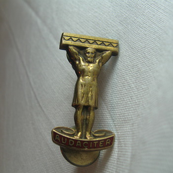 Dieges & Cust Pin