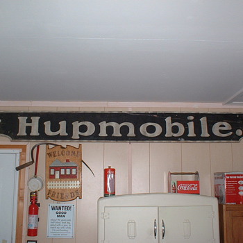 Hupmobile Dealer sign - Signs