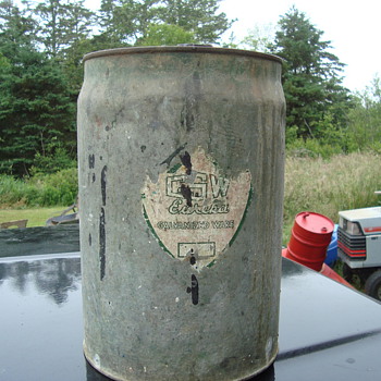 nice gas can  - Petroliana