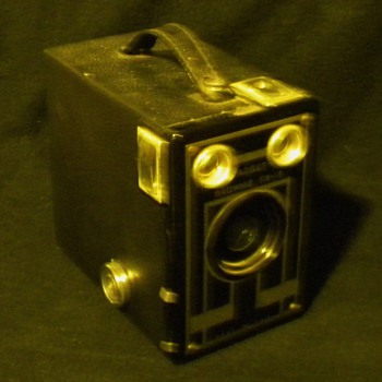 Kodak Target Brownie Six-16 - Cameras