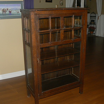 antique mission single door cabinet/bookcase  are these valuable?