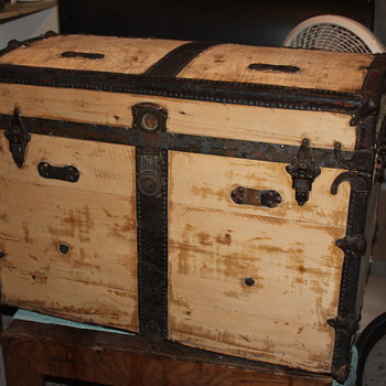 Large Pressed Board? Trunk - Furniture