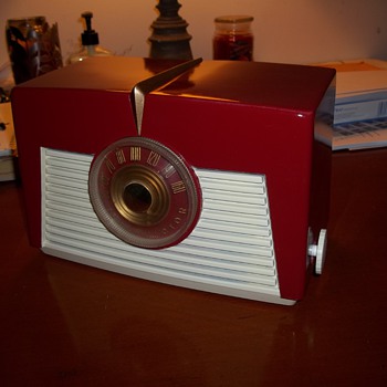 RCA model 8x547 - Radios