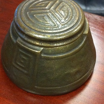 Tiffany Studios desk ink well