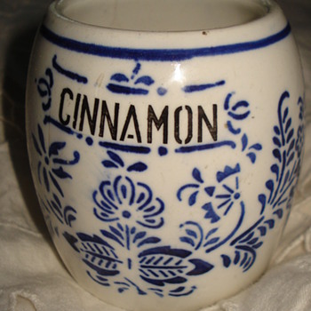 CINNAMON PORCELAIN JAR "HORNBERG BADEN # 28 - Kitchen