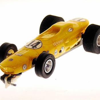 Dynamic 1/24 scale Open Wheel Indy Model Racer - Model Cars