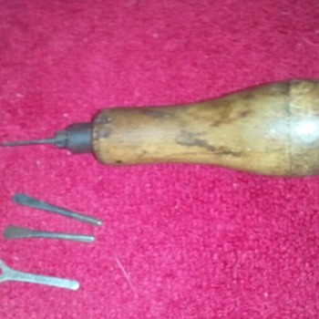 Vintage screwdriver - Tools and Hardware