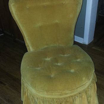 Victorian chair - Furniture