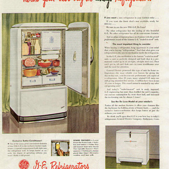 mid 40s G.E. delux Refrigerator - Kitchen
