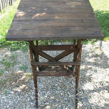 Drawing table