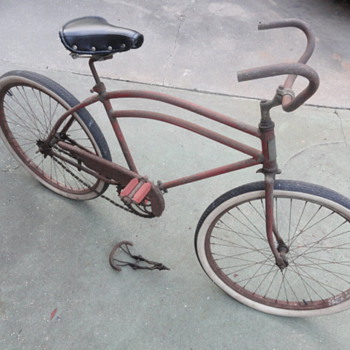 Pre-war Hawthorne 'Chieftain' Skip Tooth Bicycle - Outdoor Sports