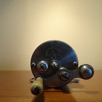 ABERCROMBIE &FITCH CO. NEW YORK FISHING REEL - Fishing