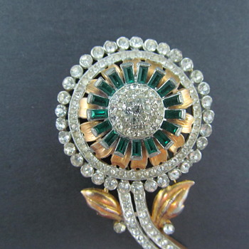 Vintage 1930's Flower Motif Rhinestone Fur Clip - Costume Jewelry