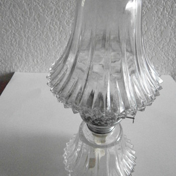 A Great European Tradition Fine Cut Crystal Glass oil lamp.