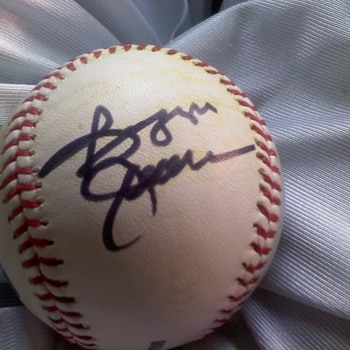 MLB game used ball signed by Reggie Jackson