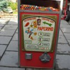 chewingball machine from the fifties donald duck