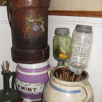 ANTIQUE ENGLISH FIRE WATER BUCKET - Firefighting