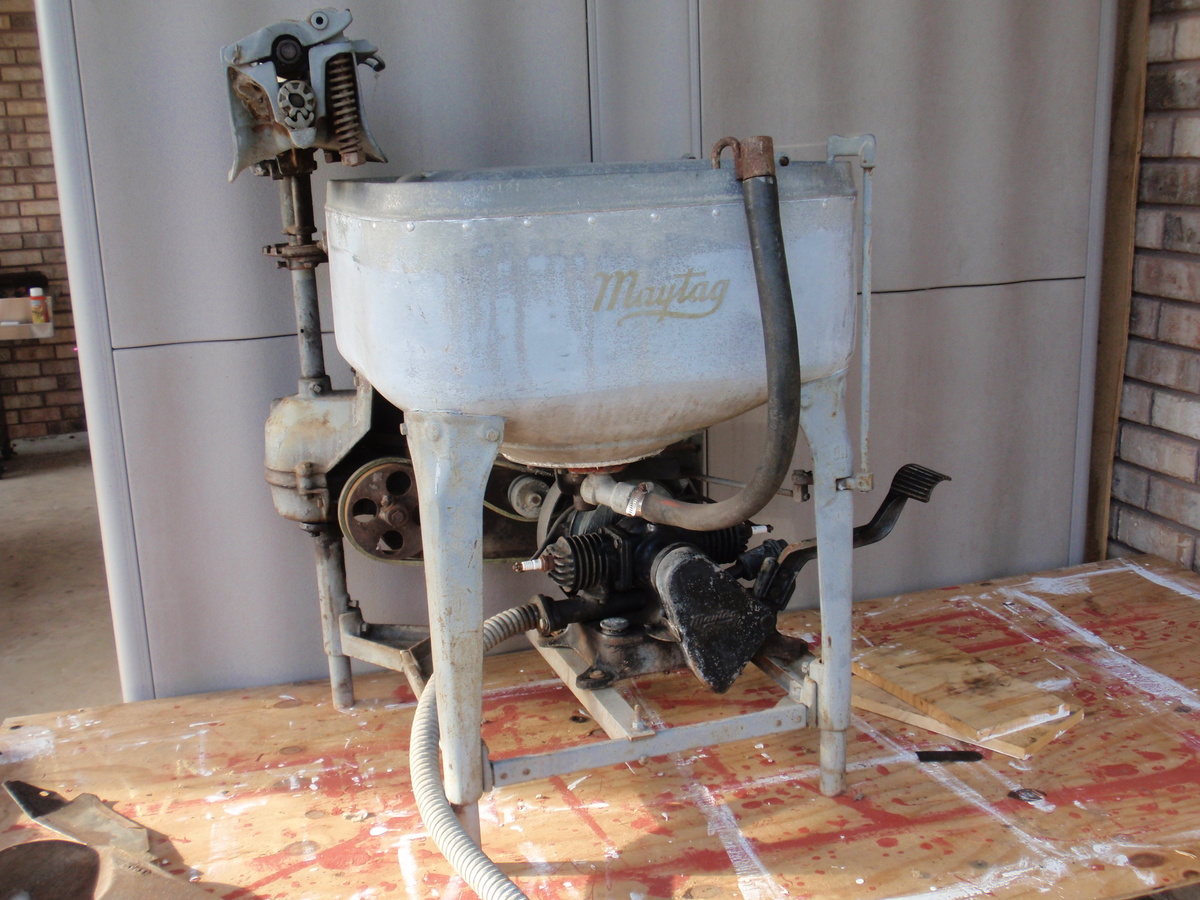 Coin Washing Machine >> 1926 Model 82 Maytag gasoline wringer washer / 1939 twin ... Coin Washing Machine >> 1926 Model 82 Maytag gasoline wringer washer / 1939 twin ...