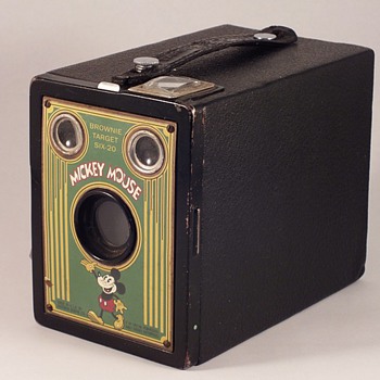 KODAK'S BROWNIE TARGET SIX-20 CAMERA MICKEY MOUSE FACEPLATE  - Cameras