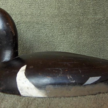 ringbill decoy pair by David K (Old Davey) Nichol, Smith's Falls, Ontario, c. 1920