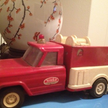 Tanks jeep fire truck
