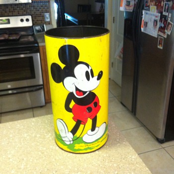 1950's Mickey Mouse, Minnie Mouse and Goofy trash can. - Advertising