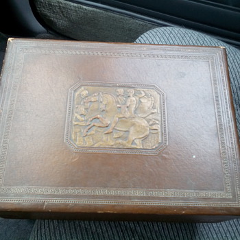 1940s John Middleton Inc. Philadelphia Tobacco Box - Tobacciana