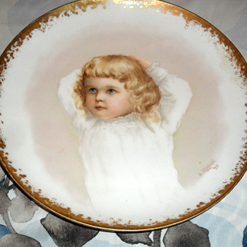 13" inch Porcelain plate signed L. Michael 93 - China and Dinnerware