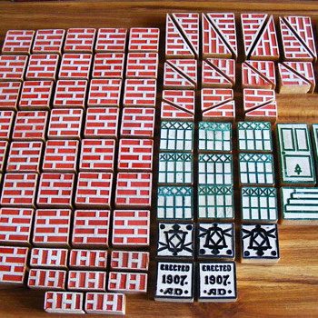 1907 Childs Play Toy blocks - Toys