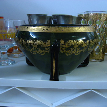 Large green 3 footed vase _Loetz?