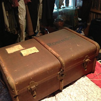 A old bentwood trunk I got from the dump  - Furniture