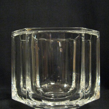 TIFFANY &CO. CRYSTAL - EMPLOYEE  AWARD "HAGLER BAILLY "  - Art Glass