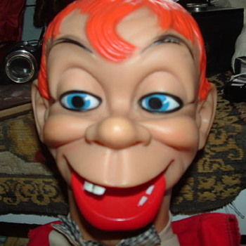 Boo! Bring out the creepy. - Toys