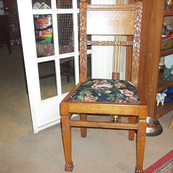 VINTAGE STRAIGHT BACK CHAIR - Furniture
