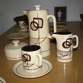 Who Made This Unusual Mid Century Danish Mod Eames Era Coffee Cream Sugar 