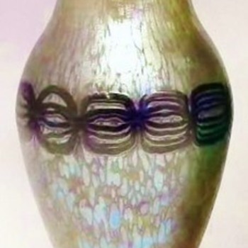 Loetz Phanomen Genre 2/177 (1902). - Art Glass