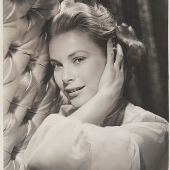 Grace Kelly Promo Photo (1954) - Photographs