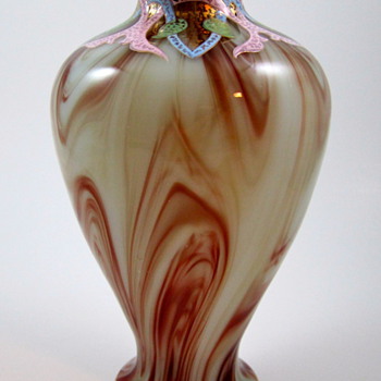 Loetz Marmoriertes (Onyx), enameled, ca. 1895 - Art Glass