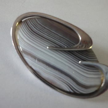 Sterling Silver Stripe Agate brooch from the 60s