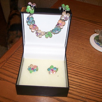 My lisner necklace...