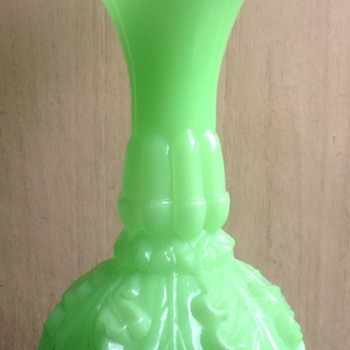 Large Baccarat uranium Jade glass vase - Glassware
