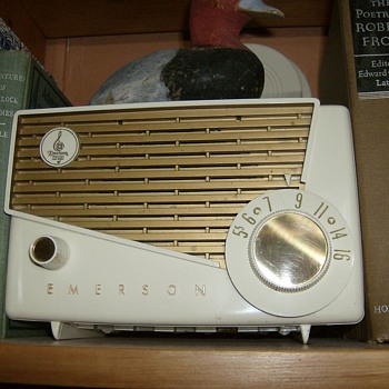 Emerson Tube Radio - Radios