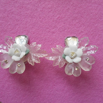 Large plastic clip on earrings - Costume Jewelry