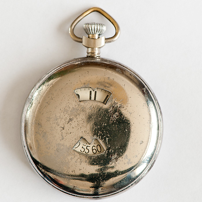 Digital pocket watch ± 1920 Collectors Weekly