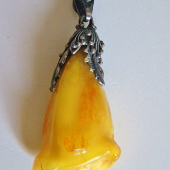 Vintage Art Neaveau Butterscotch Raw Baltic Amber Sterling Pendant 2.5 x 1.20 - Fine Jewelry